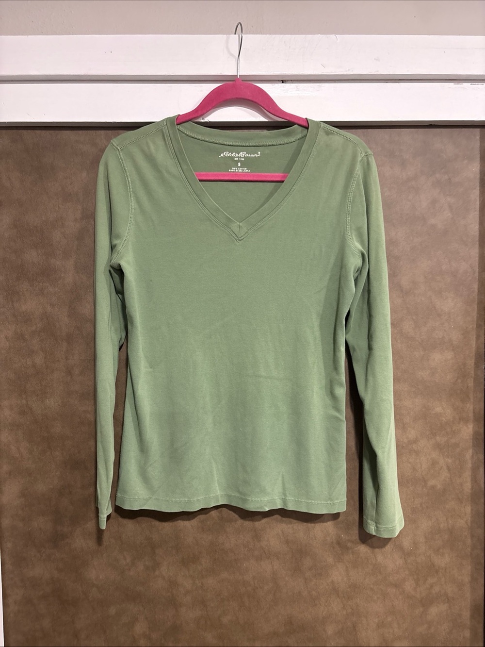 Eddie Bauer Light Olive V-Neck Long Sleeve Tee